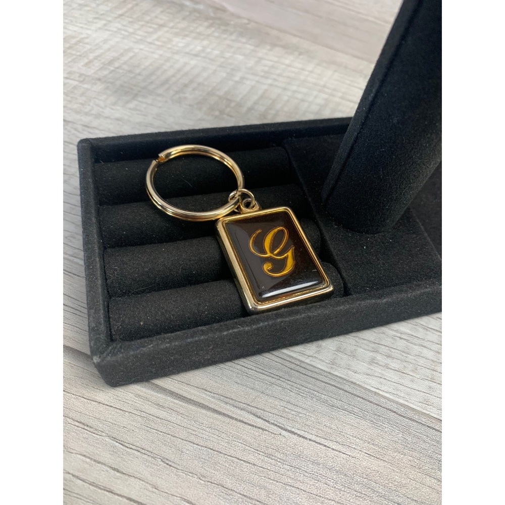 Vintage Gold Tone Initial G Keychain Rectangular Burgundy Resin Pendant